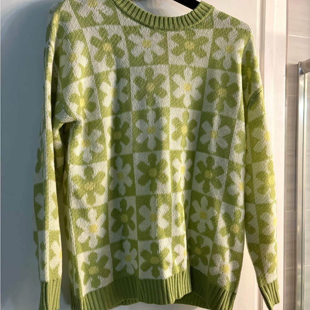 Floral Checkered Green Sweater